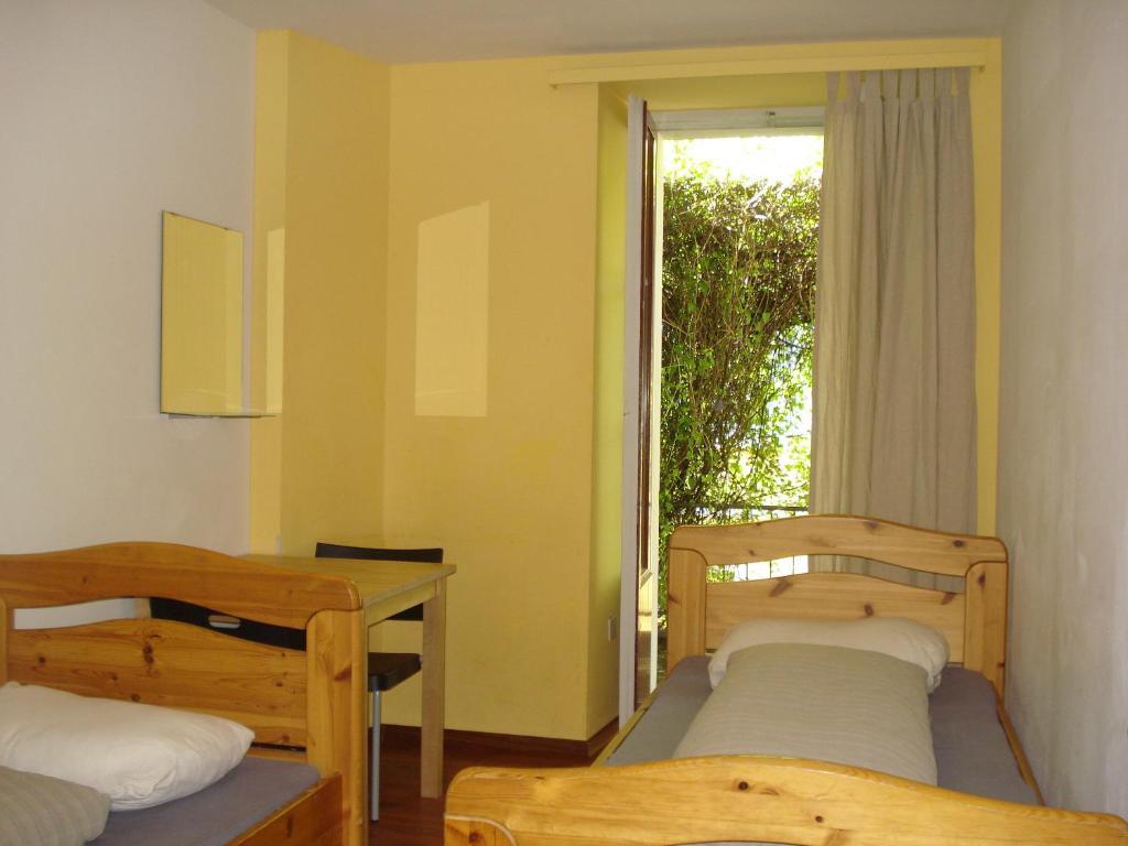 Hostel Lion Lodge Luzern Room photo